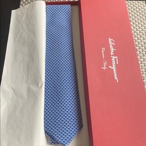 Salvatore Ferragamo NEW SILK TIE, made in Italy